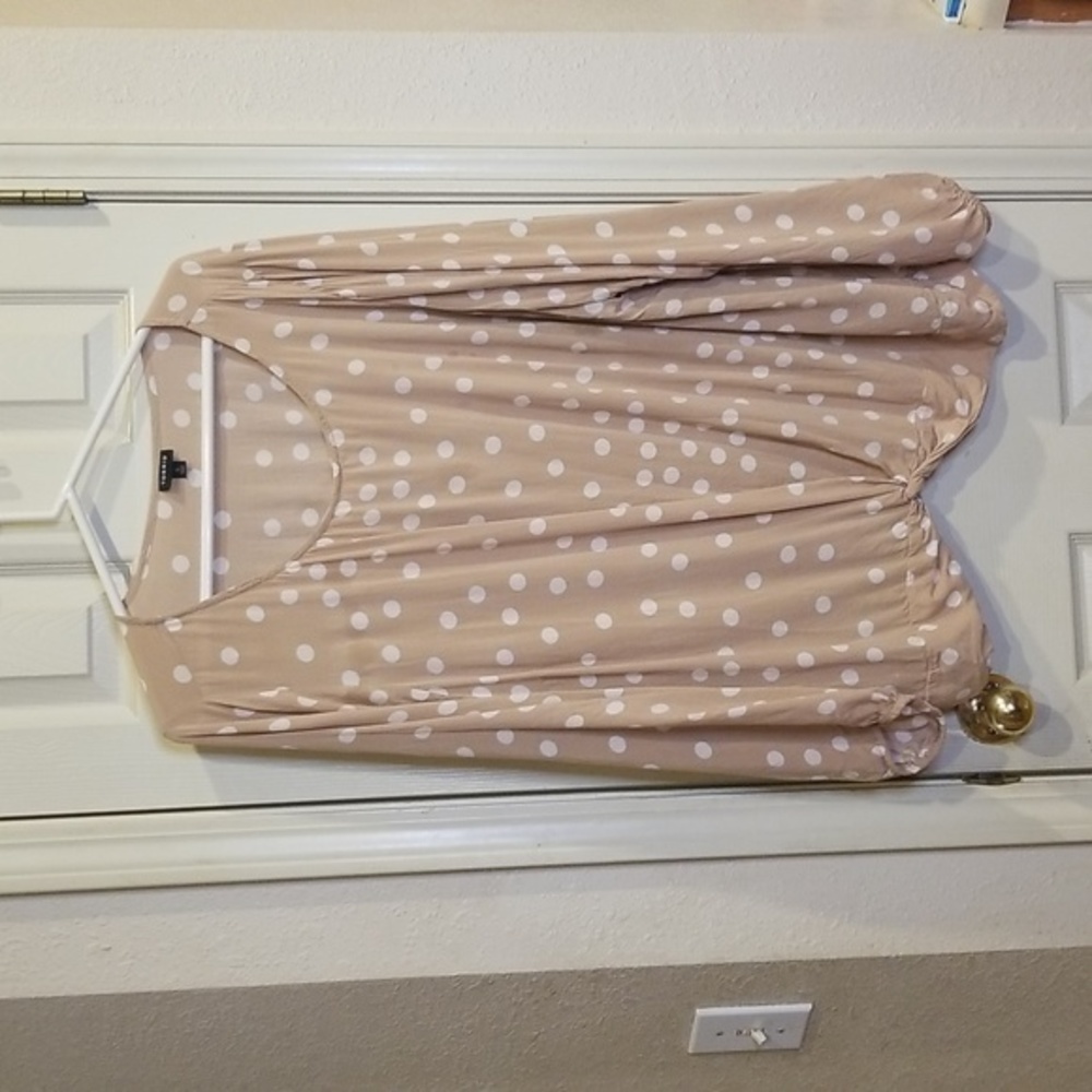 Torrid‎ size 5 long sleeve womens shirt